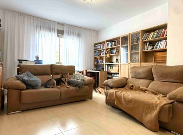 Resale - Apartment / Flat * - San Miguel de Salinas *
