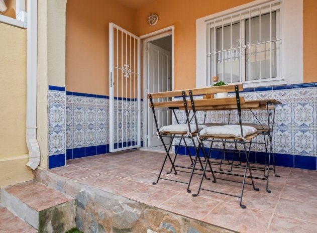 Reventa - Casa adosada - Orihuela Costa - La Florida