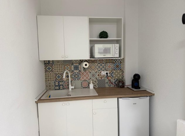 Reventa - Comercial - Orihuela Costa - La Zenia