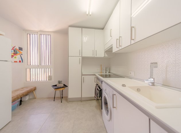 Reventa - Apartamento / Piso - Torrevieja - Playa del Cura