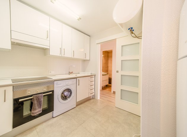 Reventa - Apartamento / Piso - Torrevieja - Playa del Cura