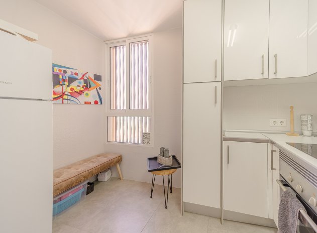 Reventa - Apartamento / Piso - Torrevieja - Playa del Cura