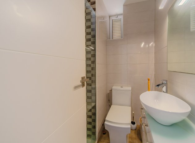 Reventa - Apartamento / Piso - Torrevieja - Playa del Cura