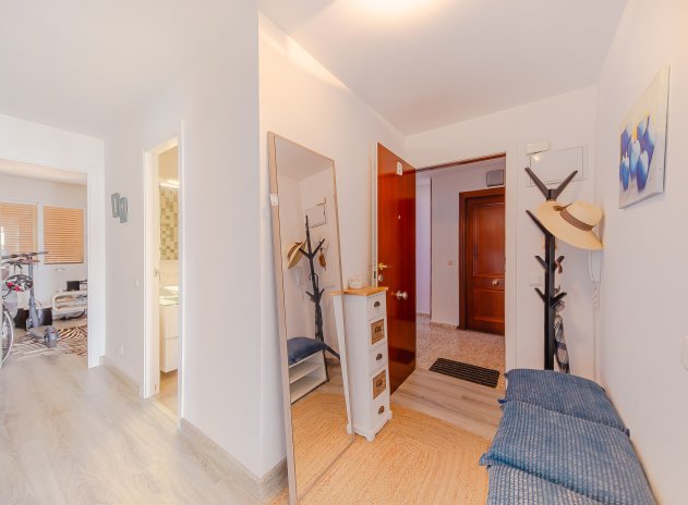 Reventa - Apartamento / Piso - Torrevieja - Playa del Cura