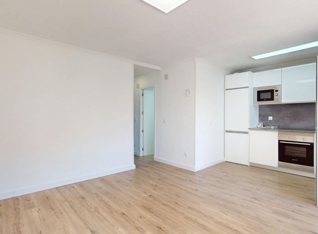 Reventa - Apartamento / Piso - Orihuela Costa - Villamartín