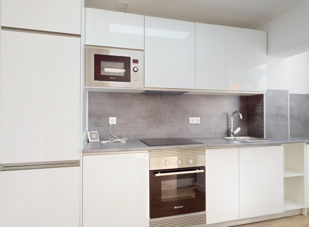 Reventa - Apartamento / Piso - Orihuela Costa - Villamartín