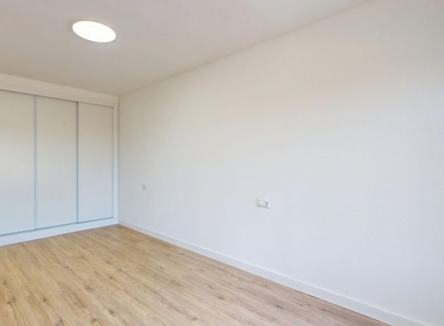 Reventa - Apartamento / Piso - Orihuela Costa - Villamartín