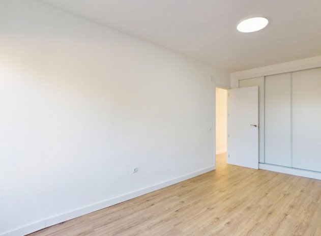 Reventa - Apartamento / Piso - Orihuela Costa - Villamartín