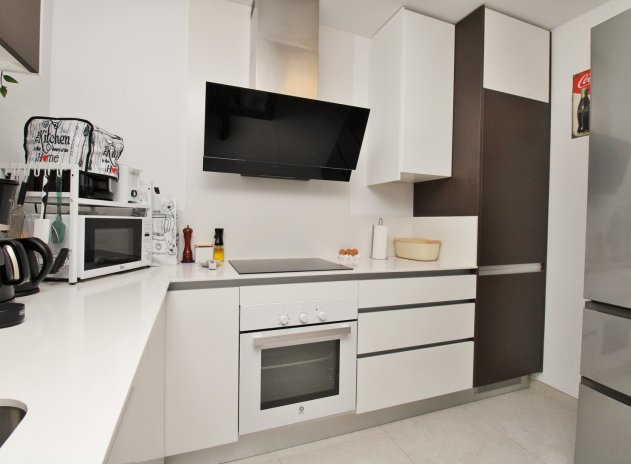 Reventa - Casa adosada - Villamartin - Villamartín