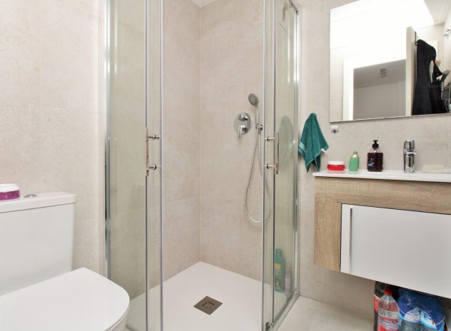 Reventa - Casa adosada - Villamartin - Villamartín