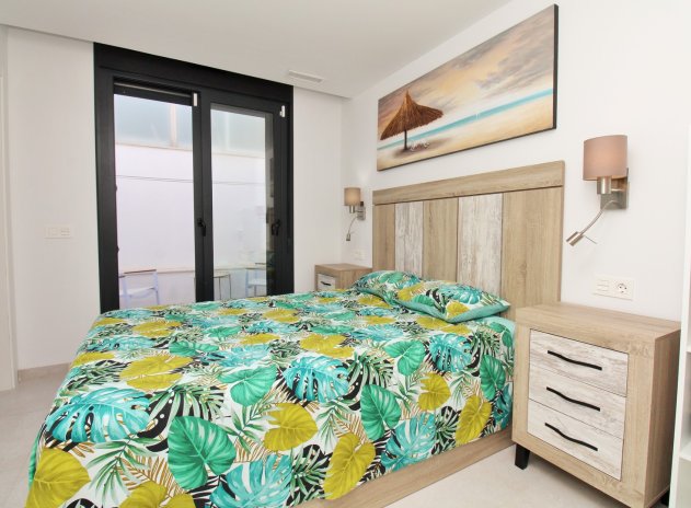 Reventa - Casa adosada - Villamartin - Villamartín