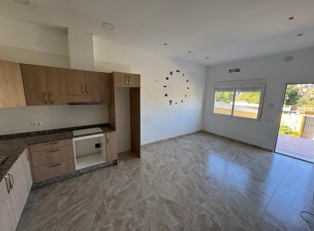 Reventa - Villa - Torrevieja - Los Balcones