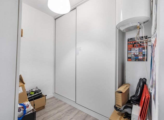 Reventa - Comercial - Torrevieja - La Mata