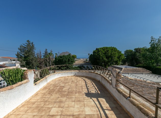 Reventa - Villa - Campoamor - Lomas de Don Juan