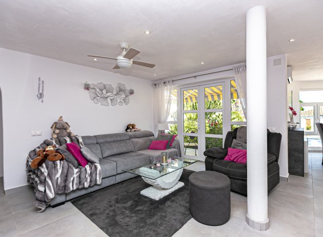 Reventa - Villa - Campoamor - Lomas de Don Juan