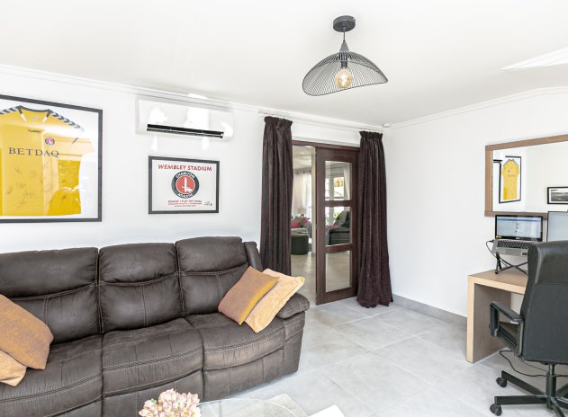 Reventa - Villa - Campoamor - Lomas de Don Juan