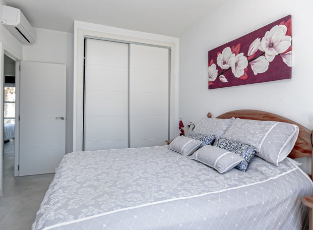 Reventa - Villa - Campoamor - Lomas de Don Juan