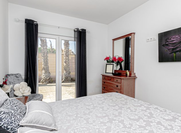 Reventa - Villa - Campoamor - Lomas de Don Juan