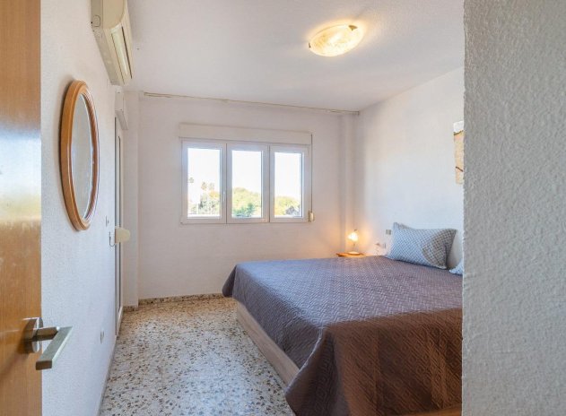 Reventa - Apartamento / Piso - Orihuela Costa - La Zenia