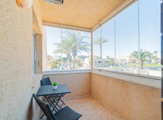 Reventa - Apartamento / Piso - Orihuela Costa - La Zenia