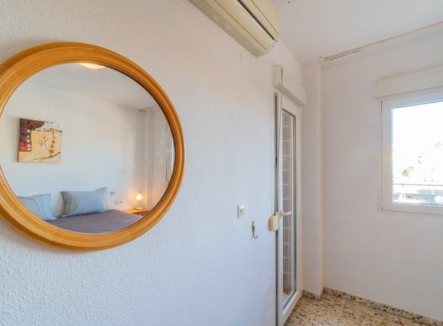 Reventa - Apartamento / Piso - Orihuela Costa - La Zenia