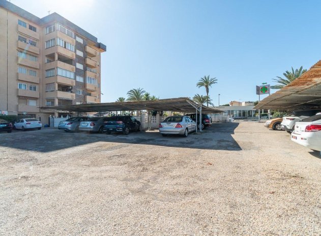 Reventa - Apartamento / Piso - Orihuela Costa - La Zenia
