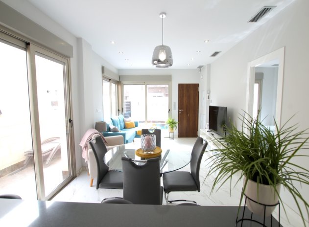 Wiederverkauf - Villa - Villamartin - Villamartín