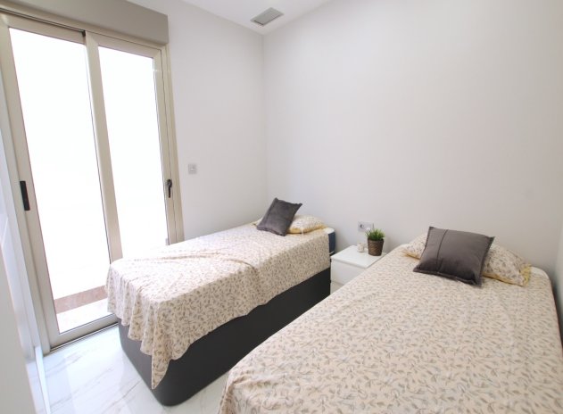 Wiederverkauf - Villa - Villamartin - Villamartín