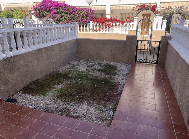 Herverkoop - Rijwoning - Punta Prima