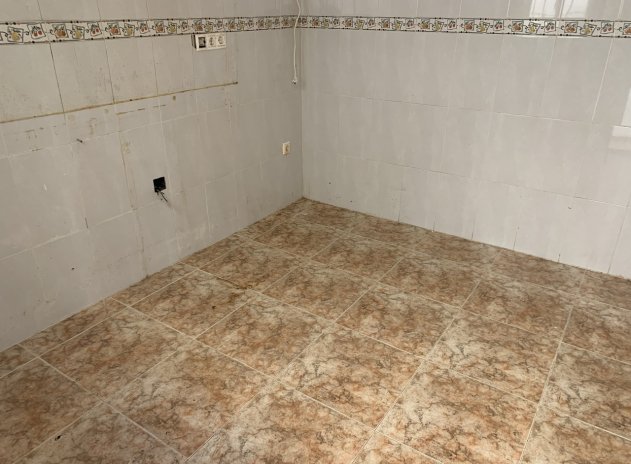 Herverkoop - Rijwoning - Punta Prima