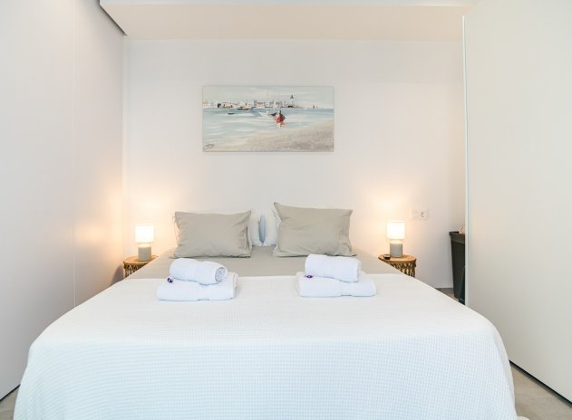 Resale - Apartment / Flat * - LO PAGÁN