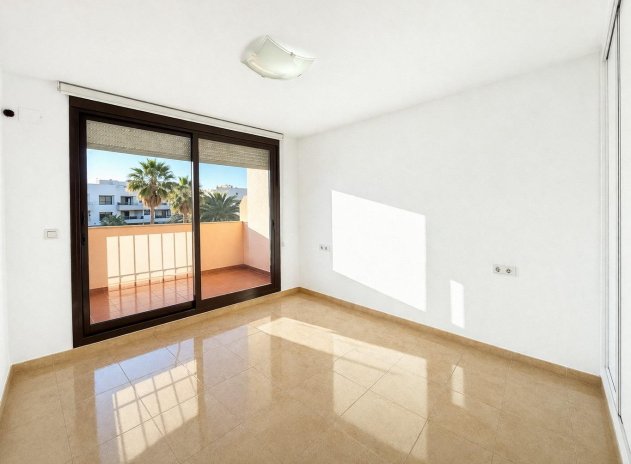 Reventa - Casa adosada - Torrevieja - Aguas Nuevas