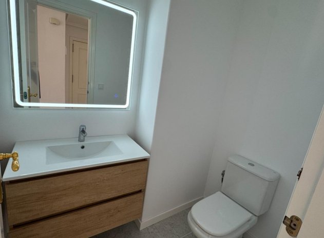 Reventa - Apartamento / Piso - Orihuela Costa - Villamartín