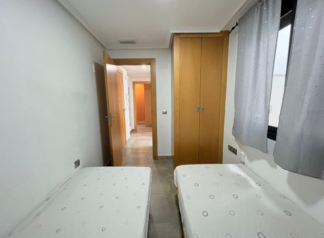 Reventa - Apartamento / Piso - Torrevieja - La Mata