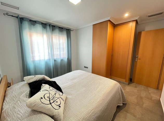 Reventa - Apartamento / Piso - Torrevieja - La Mata