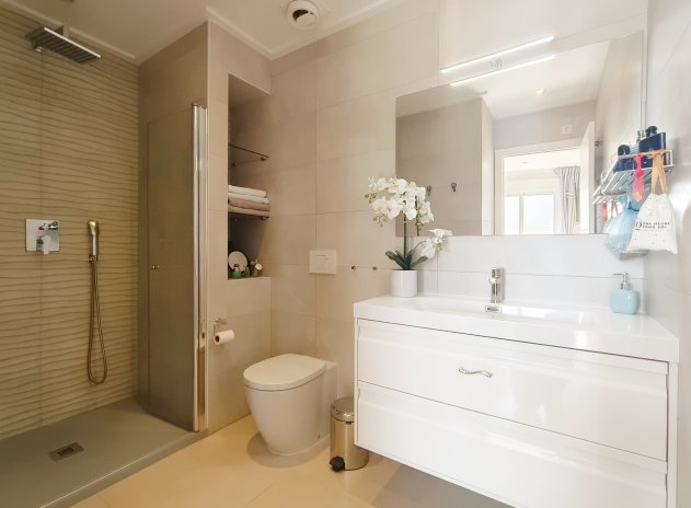 Reventa - Apartamento / Piso - Los Altos - Torrevieja