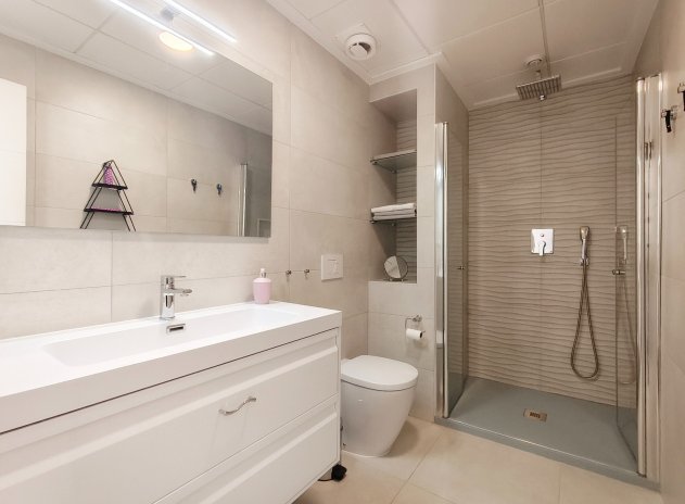 Reventa - Apartamento / Piso - Los Altos - Torrevieja