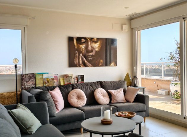 Reventa - Apartamento / Piso - Los Altos - Torrevieja