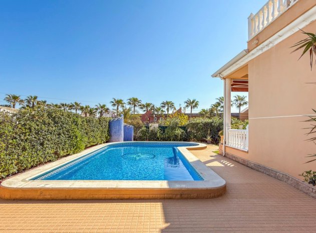 Reventa - Villa - Torrevieja - La Mata