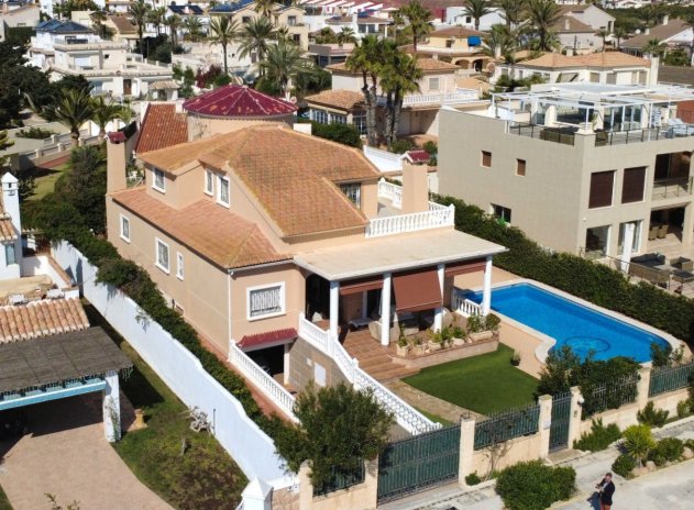 Reventa - Villa - Torrevieja - La Mata
