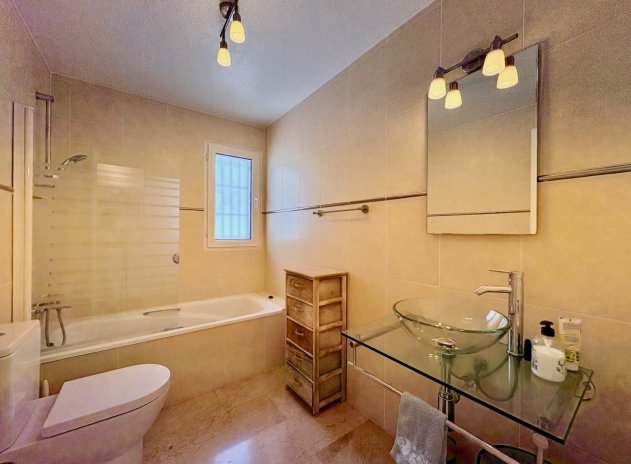 Reventa - Villa - Orihuela - Villamartín