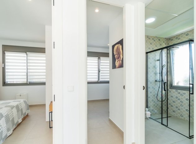 Reventa - Villa - Orihuela Costa - Villamartin Golf