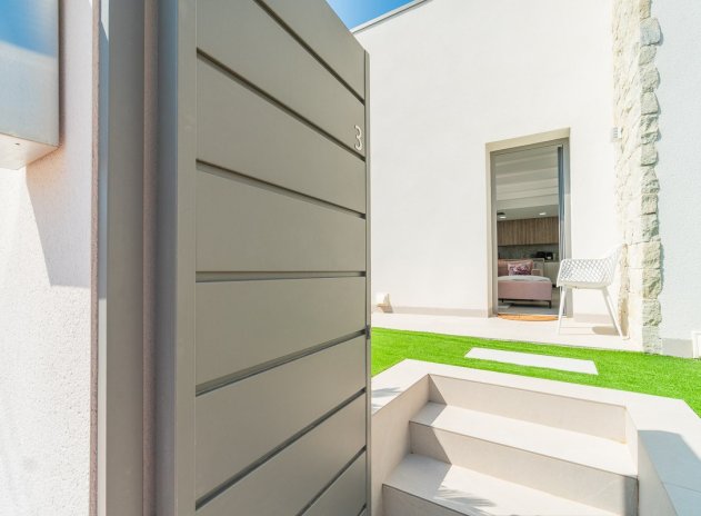 Reventa - Villa - Orihuela Costa - Villamartin Golf