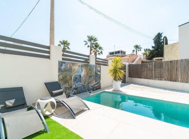 Reventa - Villa - Orihuela Costa - Villamartin Golf