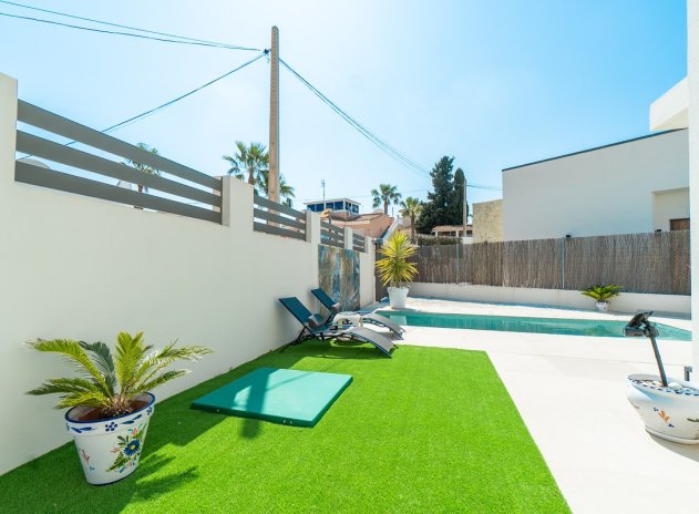 Reventa - Villa - Orihuela Costa - Villamartin Golf