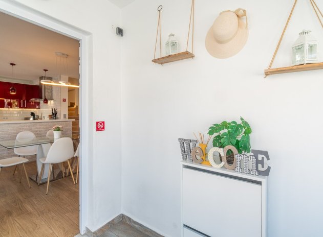 Reventa - Casa adosada - Torrevieja - El Limonar