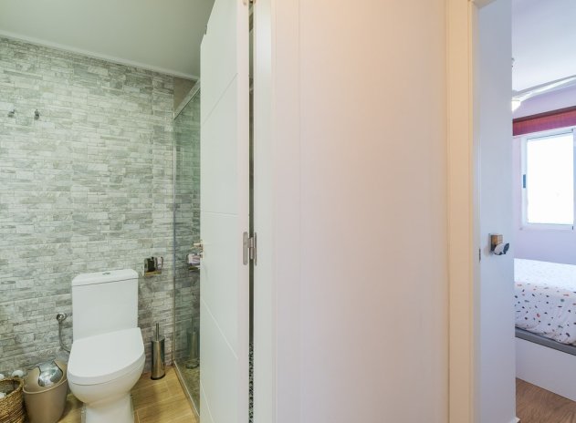 Reventa - Casa adosada - Torrevieja - El Limonar