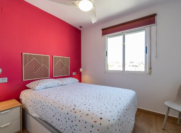 Reventa - Casa adosada - Torrevieja - El Limonar