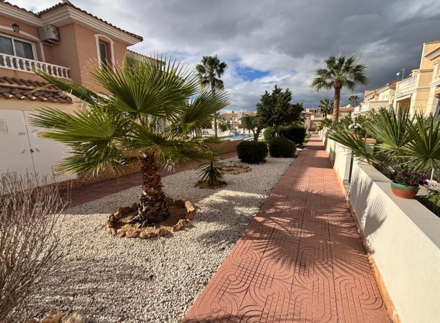 Reventa - Casa adosada - Ciudad Quesada - Doña Pepa