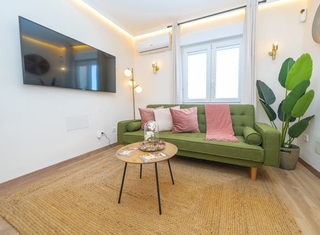 Resale - Apartment / Flat * - Ciudad Quesada *